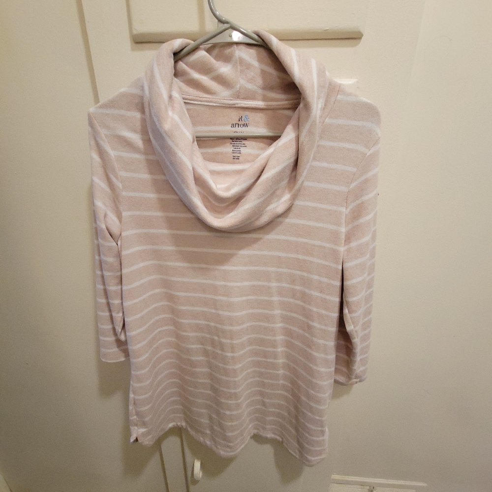 Sweater - Picture 3 of 3